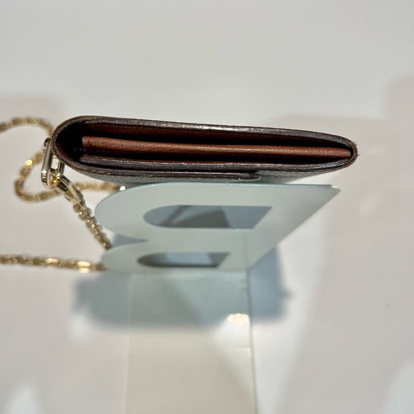 Authentic Vintage Louis Vuitton Monogram Bifold Wallet on Chain. - Picture 3 of 14